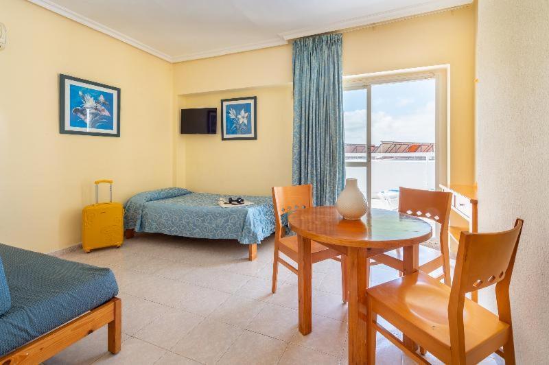 Hotel Apartamentos Vibra Lux Mar Ibiza Town Bilik gambar