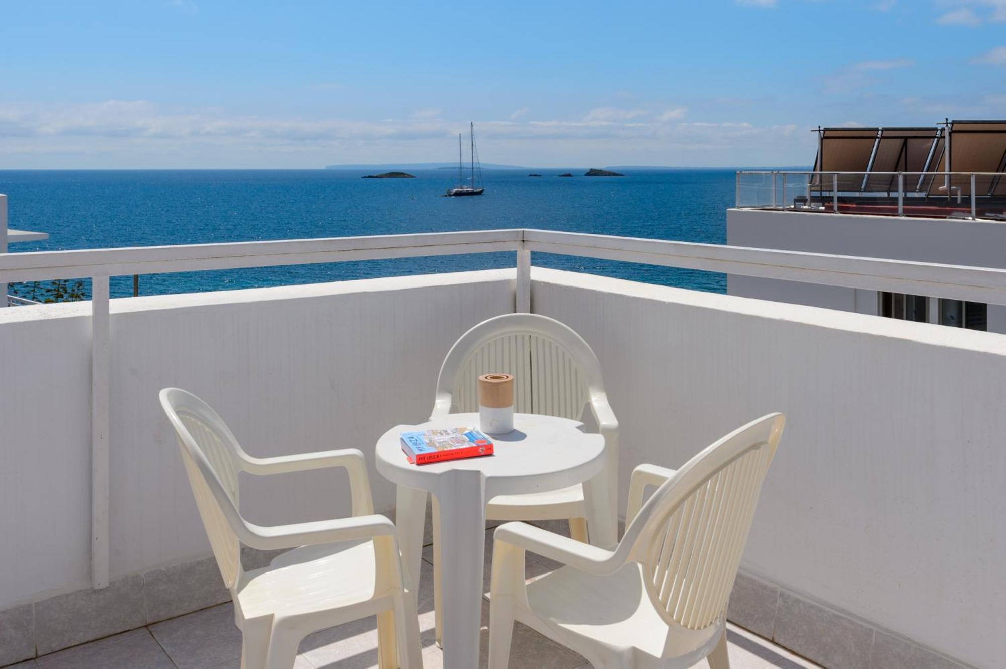 Hotel Apartamentos Vibra Lux Mar Ibiza Town Luaran gambar