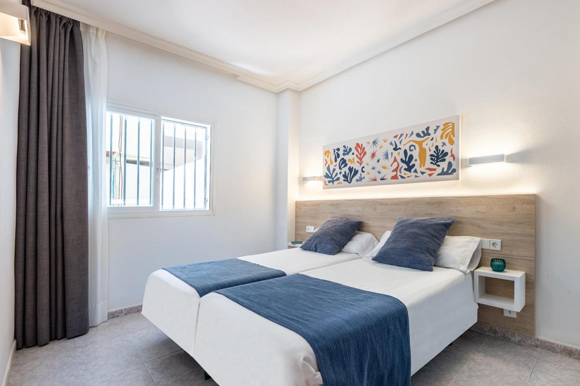 Hotel Apartamentos Vibra Lux Mar Ibiza Town Luaran gambar