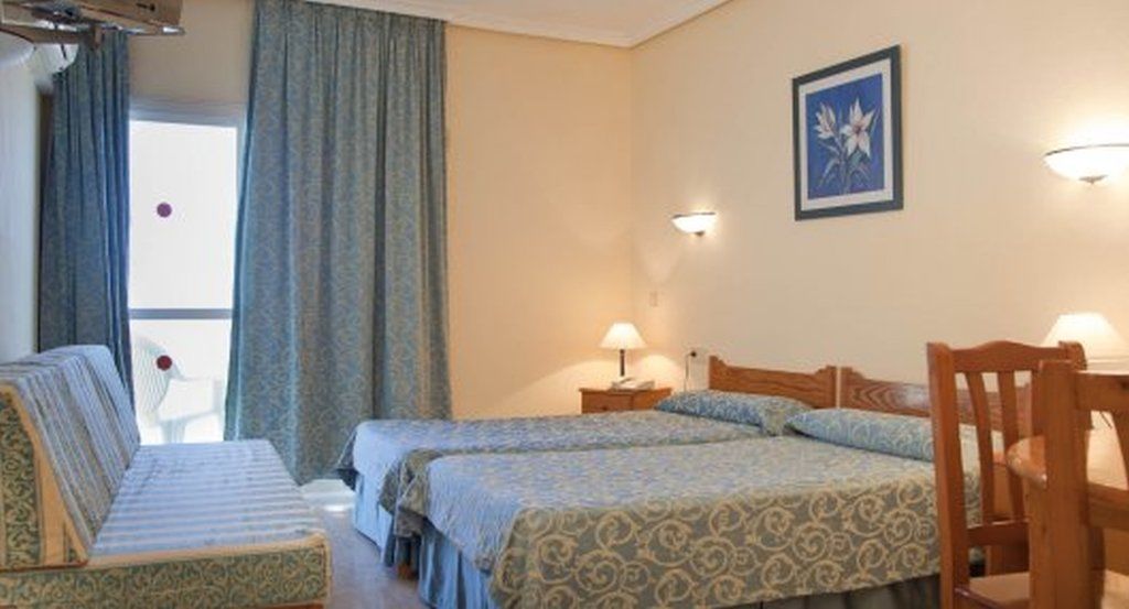 Hotel Apartamentos Vibra Lux Mar Ibiza Town Luaran gambar
